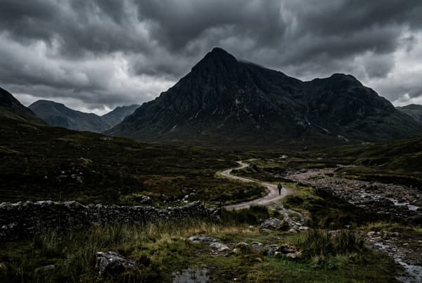 Remove unwanted objects from photos with AI